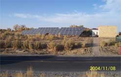 2004年防護(hù)林對沙漠高速公路起到保護(hù)作用